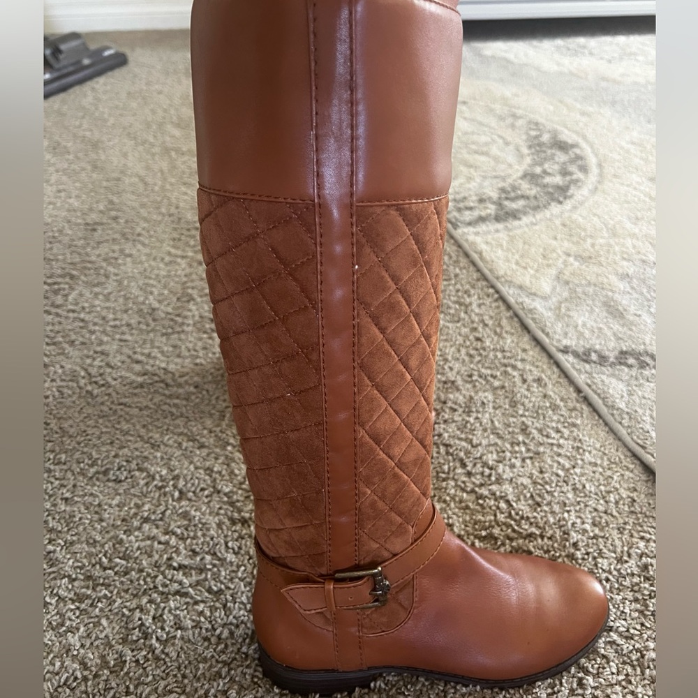 Isaac Mizrahi Quilted Brown Heeled Boots-like new